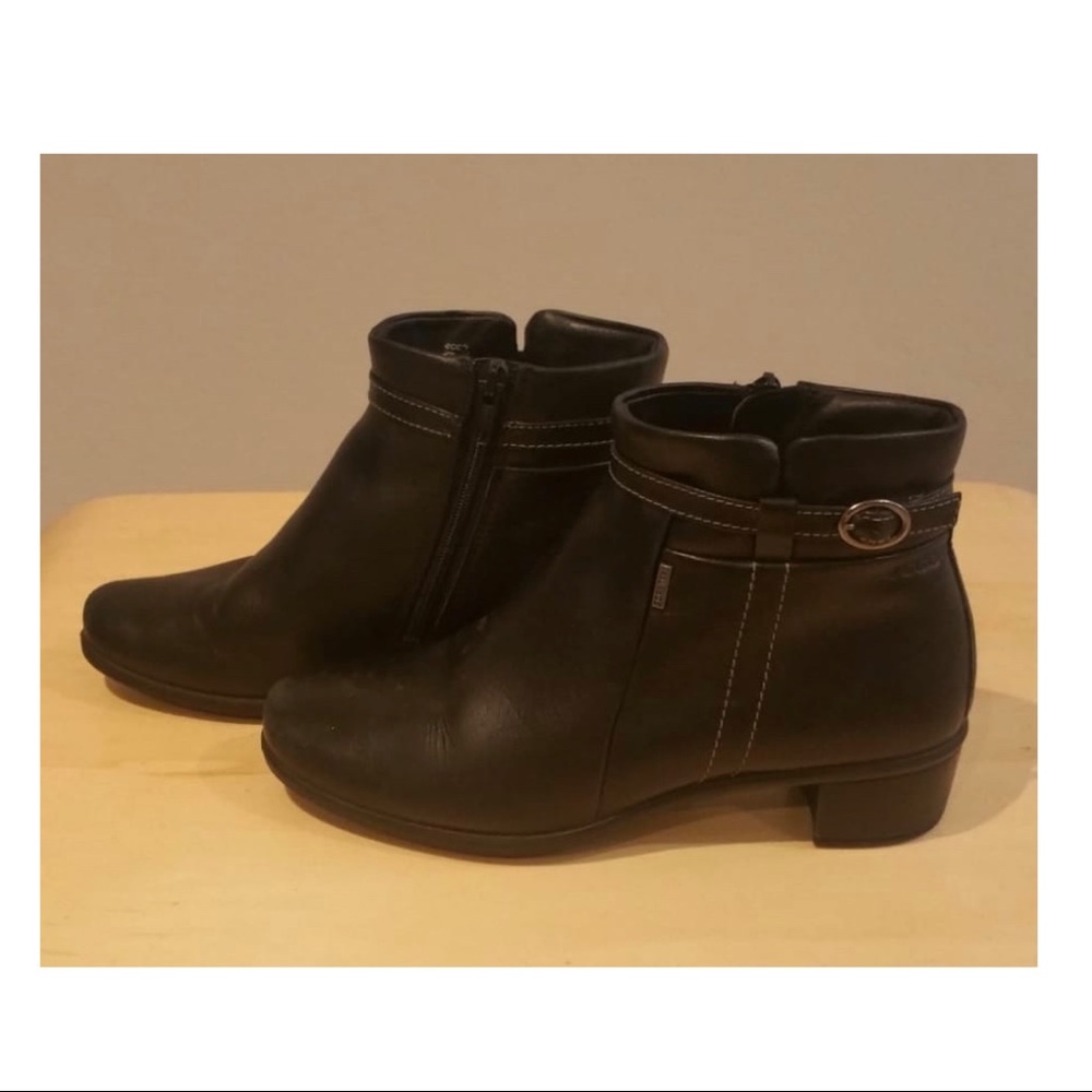 Ecco Leather Ankle Boots